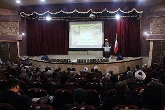 همایش مداحان مازندرانی با موضوع جهاد تبیین در آمل برگزار شد