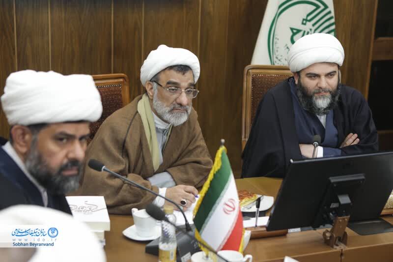 دبیر شورای عالی انقلاب فرهنگی با رئیس سازمان تبلیغات اسلامی دیدار کرد