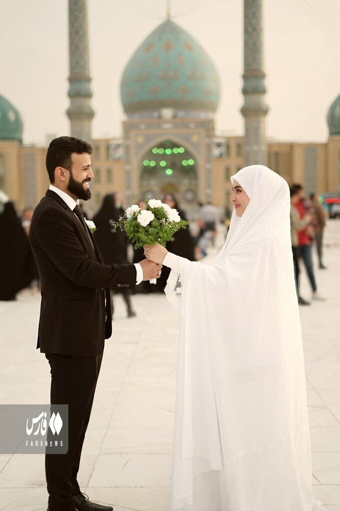 زوج استرالیایی جشن ازدواجشان را در مسجد جمکران برگزار کردند