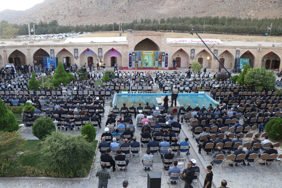 نوزدهمین اجلاسیه پیرغلامان حسینی در کرمانشاه درحال برگزاری است
