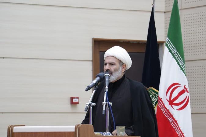 روحانیون در بصیرت افزایی و جهاد تبیین فعالانه عمل کنند