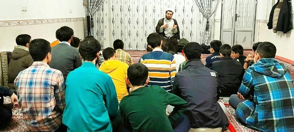 امام جماعتی که شبکه تربیتی توانمندی را در مسجد ثارالله زنجان شکل داد