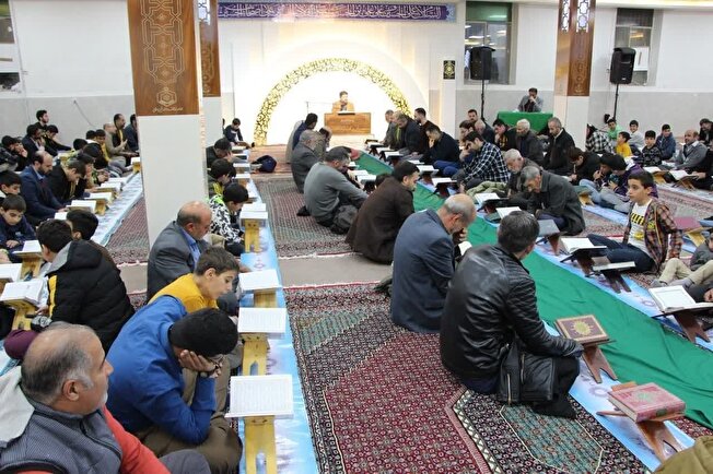 برگزاری محفل انس با قرآن به مناسبت دهه فجر