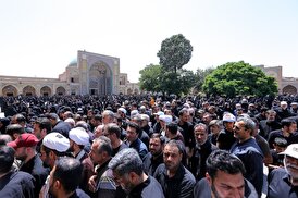 نماز ظهر عاشورای حسینی (ع) در قزوین