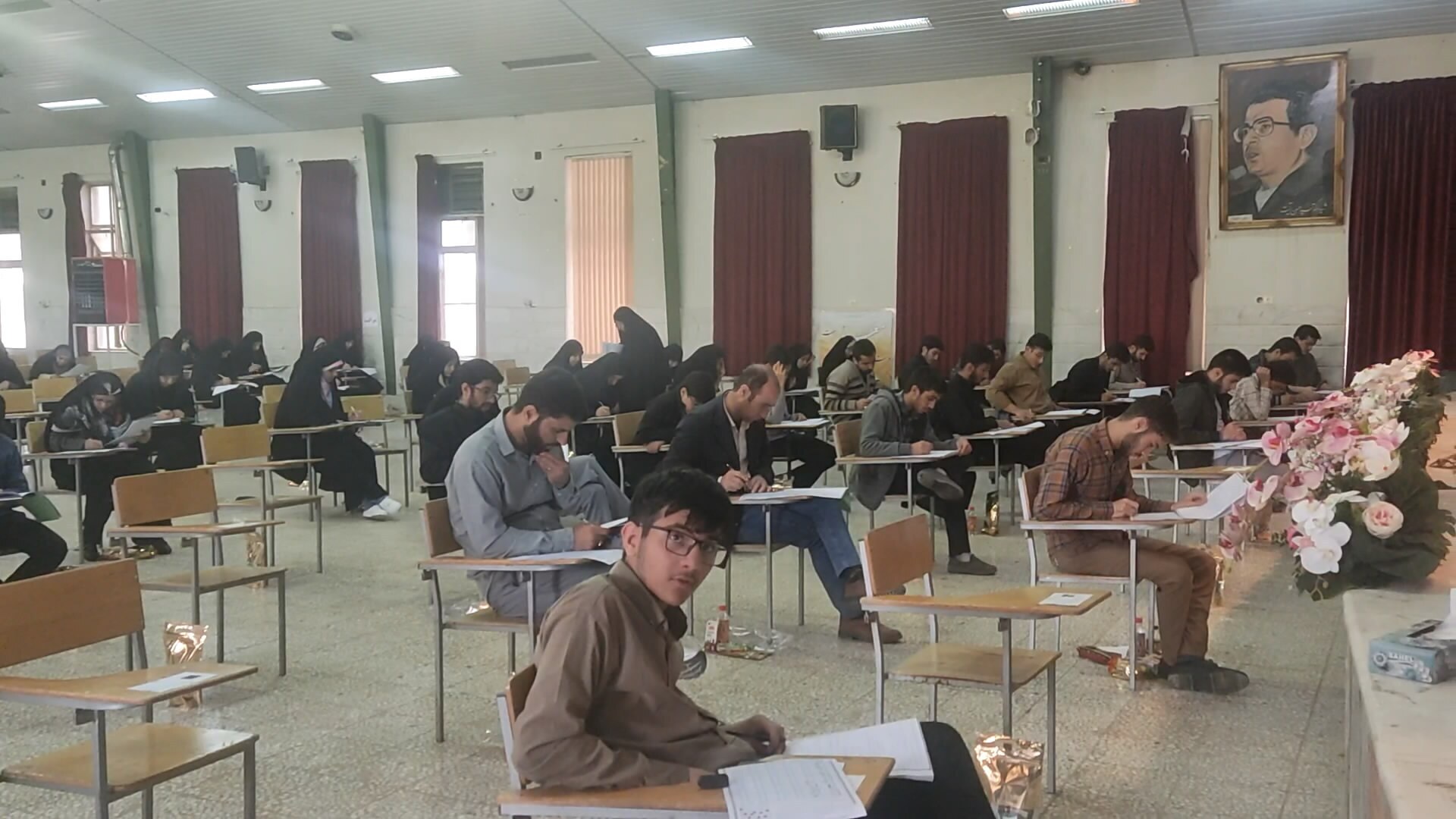 رقابت۱۵۳ نفر در آزمون اعطای مدرک تخصصی حفاظ قرآن کریم در نجف آباد