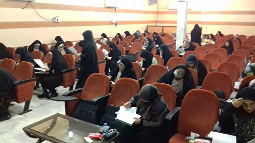 آزمون اعطای مدرک تخصصی به حافظان قرآن در خوزستان برگزار شد.