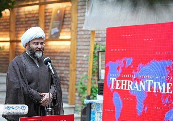 دورهمی صمیمانه اهالی روزنامه تهران تایمز با رئیس سازمان تبلیغات اسلامی