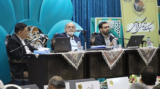 کارگاه سه روزه سبک زندگی قرآنی با حضور ۱۱۰ نفر از برادران و خواهران در خمینی شهر برگزار شد
