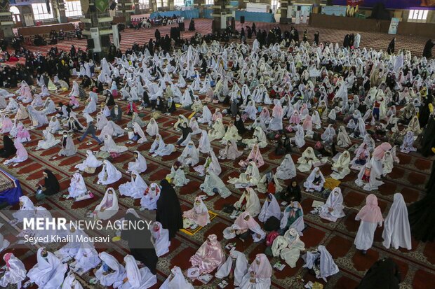 در آغازی با شکوه، جشن عبادت یک هزار فرشته آسمانی، در اهواز برگزار شد