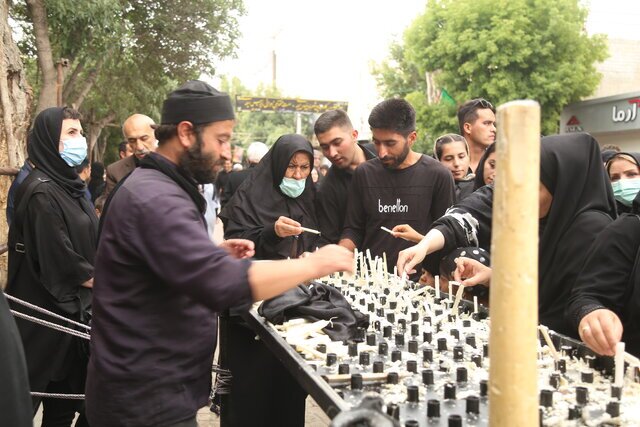 آئین سنتی «شمع گردانی» اردبیل در تاسوعای حسینی