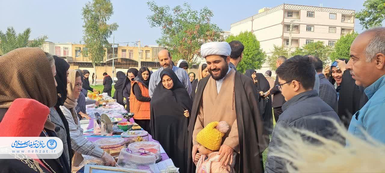 نمایشگاه «دستان هنرمند مادر» در شوش افتتاح شد