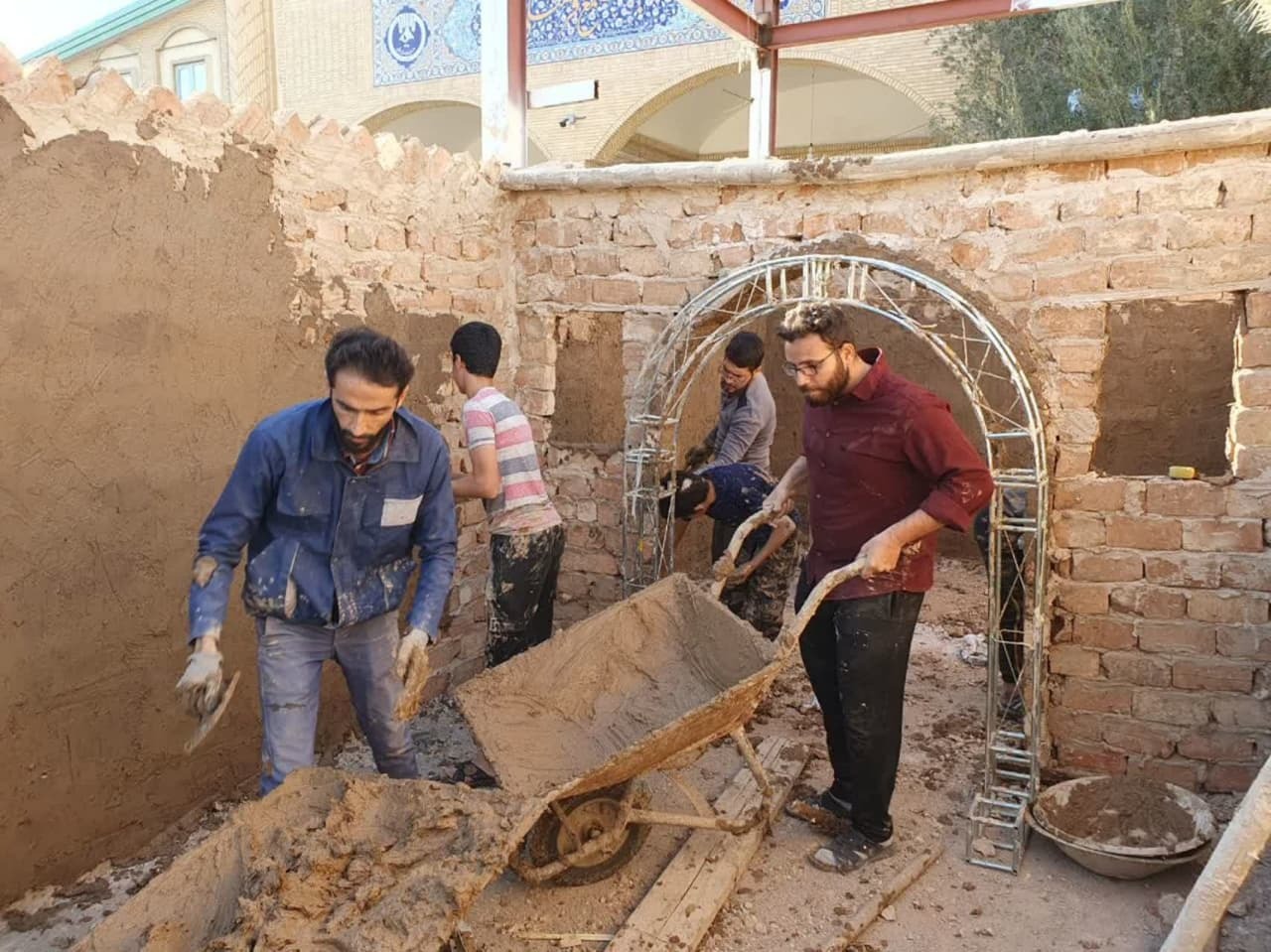 برپایی ۷ نمایشگاه تجسمی فاطمی در قم