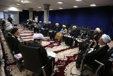 دیدار مدیران تبلیغات اسلامی قم با آیت‌الله اعرافی