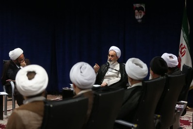 دیدار مدیران تبلیغات اسلامی قم با آیت‌الله اعرافی