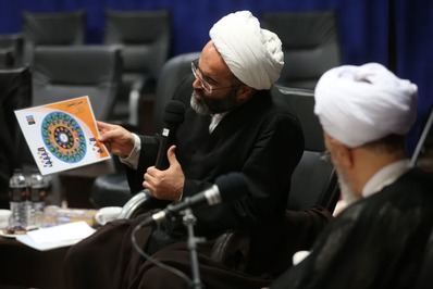 دیدار مدیران تبلیغات اسلامی قم با آیت‌الله اعرافی