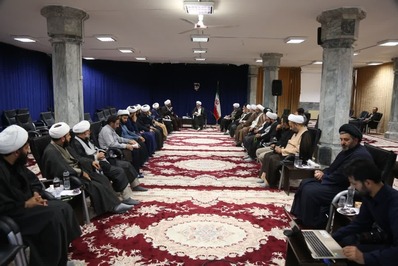 دیدار مدیران تبلیغات اسلامی قم با آیت‌الله اعرافی