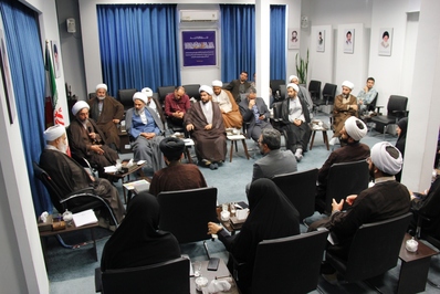 دیدار کارکنان اداره کل تبلیغات اسلامی استان با امام جمعه قزوین