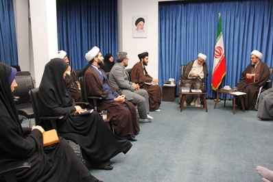 دیدار کارکنان اداره کل تبلیغات اسلامی استان با امام جمعه قزوین