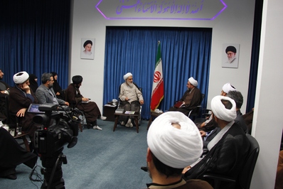 دیدار کارکنان اداره کل تبلیغات اسلامی استان با امام جمعه قزوین