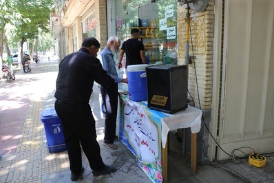 برپایی ایستگاه صلواتی در اداره کل تبلیغات اسلامی استان اصفهان