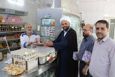 گپ و گفتگوی دوستانه با کسبه و مغازه داران