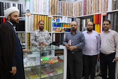 گپ و گفتگوی دوستانه با کسبه و مغازه داران