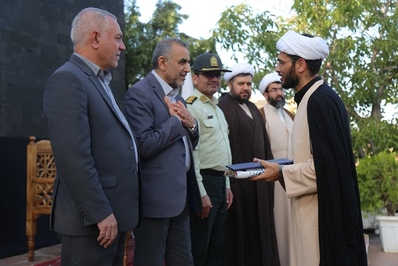 آیین تجلیل از سرآمدان و خادمان تبلیغ، تبیین اسلام ناب و نشرخوبی‌ها