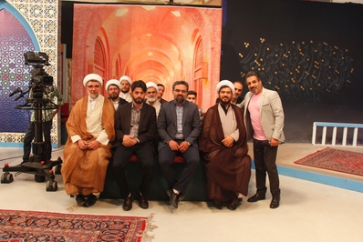 حضور مجموعه‌های مردمی و کارکنان تبلیغات اسلامی قزوین در برنامه زنده تلویزیونی