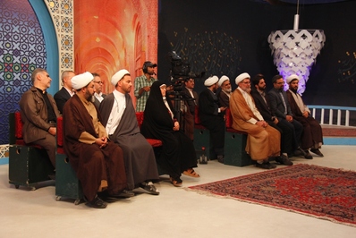 حضور مجموعه‌های مردمی و کارکنان تبلیغات اسلامی قزوین در برنامه زنده تلویزیونی