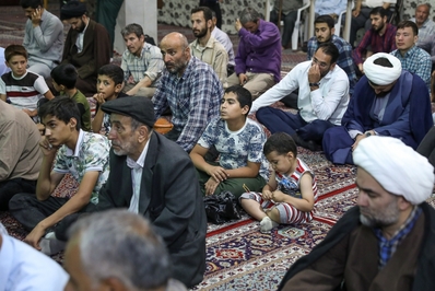 بازدید مدیرکل تبلیغات اسلامی قزوین از فعالیت امام محله منطقۀ راه‌آهن