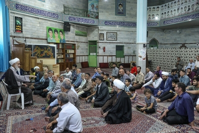 بازدید مدیرکل تبلیغات اسلامی قزوین از فعالیت امام محله منطقۀ راه‌آهن