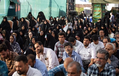 دعای پرفیض عرفه در مساجد اصفهان برگزار شد