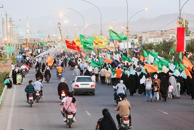 شادپیمایی ۷ کیلومتری در قم