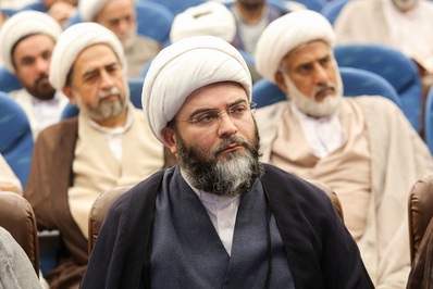 همایش روایان مکتب حسینی در قم