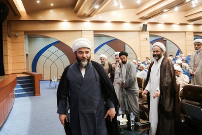 همایش روایان مکتب حسینی در قم