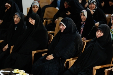 همایش سراسری زیست عفیفانه و چادر‌های آسمانی