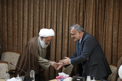 نشست دکتر زاکانی با نخبگان حوزه و دانشگاه در قم