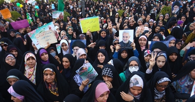 اجتماع بزرگ مردمی عفاف و حجاب در اصفهان برگزار شد