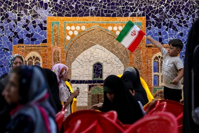 جشن خانوادگی «پای خانواده ایستاده‌ایم» در قزوین