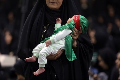 مراسم باشکوه شیرخوارگان حسینی در قم