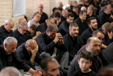 نماز ظهر عاشورای حسینی (ع) در قزوین