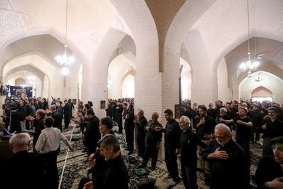 نماز ظهر عاشورای حسینی (ع) در قزوین
