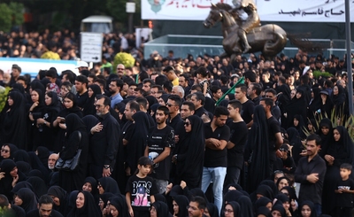 اجتماع مردمی «یوم‌الحسین (ع)» در اصفهان برگزار شد