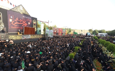 اجتماع مردمی «یوم‌الحسین (ع)» در اصفهان برگزار شد