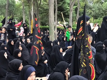 اجتماع بزرگ «رهروان زینبی» در اردبیل