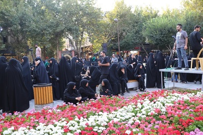 اجتماع دختران دهه هشتادی در اصفهان