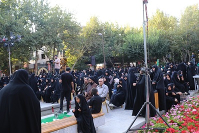 اجتماع دختران دهه هشتادی در اصفهان