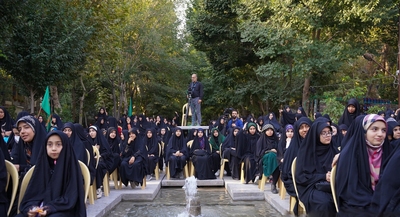 اجتماع دختران دهه هشتادی در اصفهان