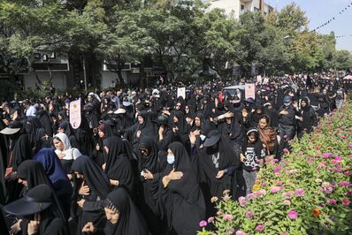مراسم پیاده روی دلدادگان اربعین حسینی در شیراز