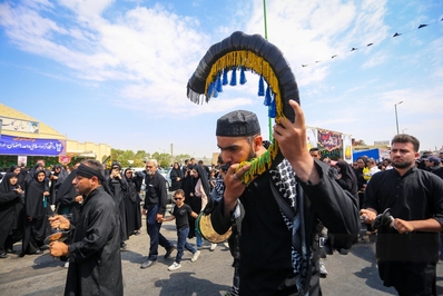 مراسم پیاده روی جاماندگان اربعین در اصفهان برگزار شد